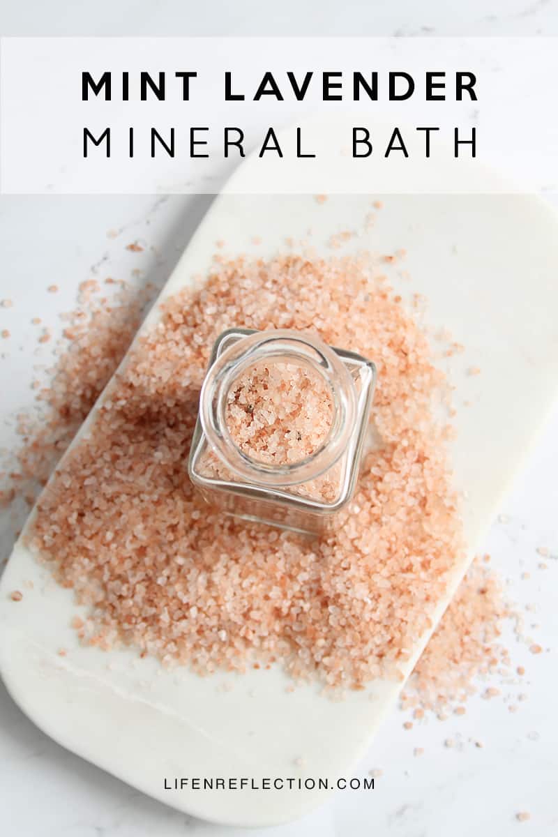 How to Make Mint Lavender DIY Mineral Bath