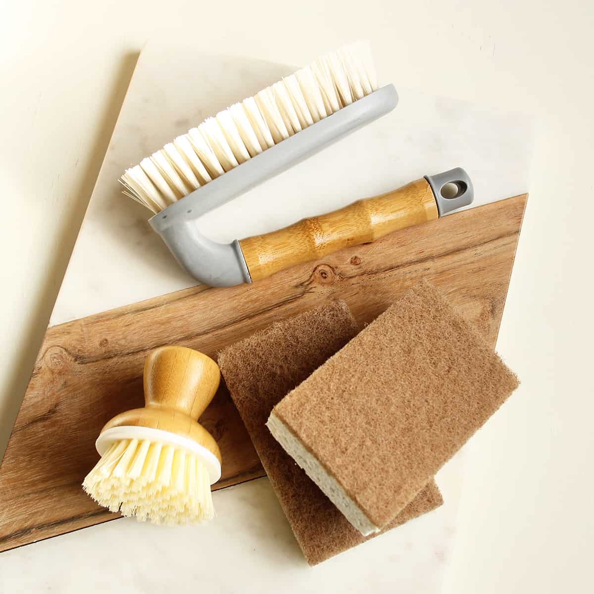 Savvy Winter Speed Cleaning, Perfect For Lazy Winter Weekends. Grab 8 Unexpected Tactics and a Printable Checklist.