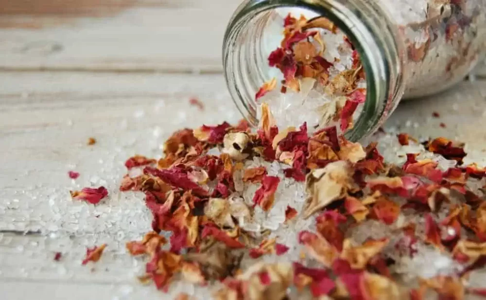 So, skip yet another Plain Jane bath and instead reach for these rose cardamom bath salts to kick it up a notch! 