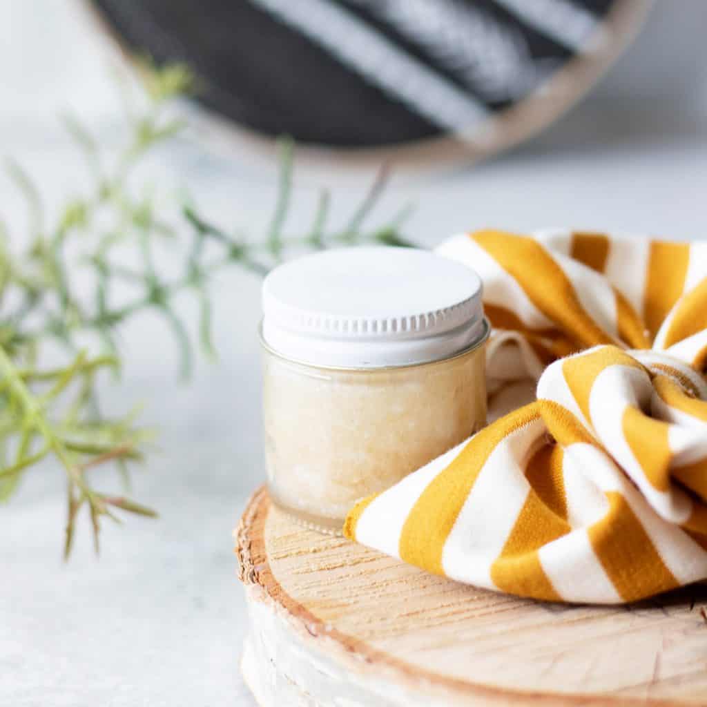 Remove Scalp Build Up with a Clarifying DIY Scalp Scrub and Detox you can make a home for a quick fix!