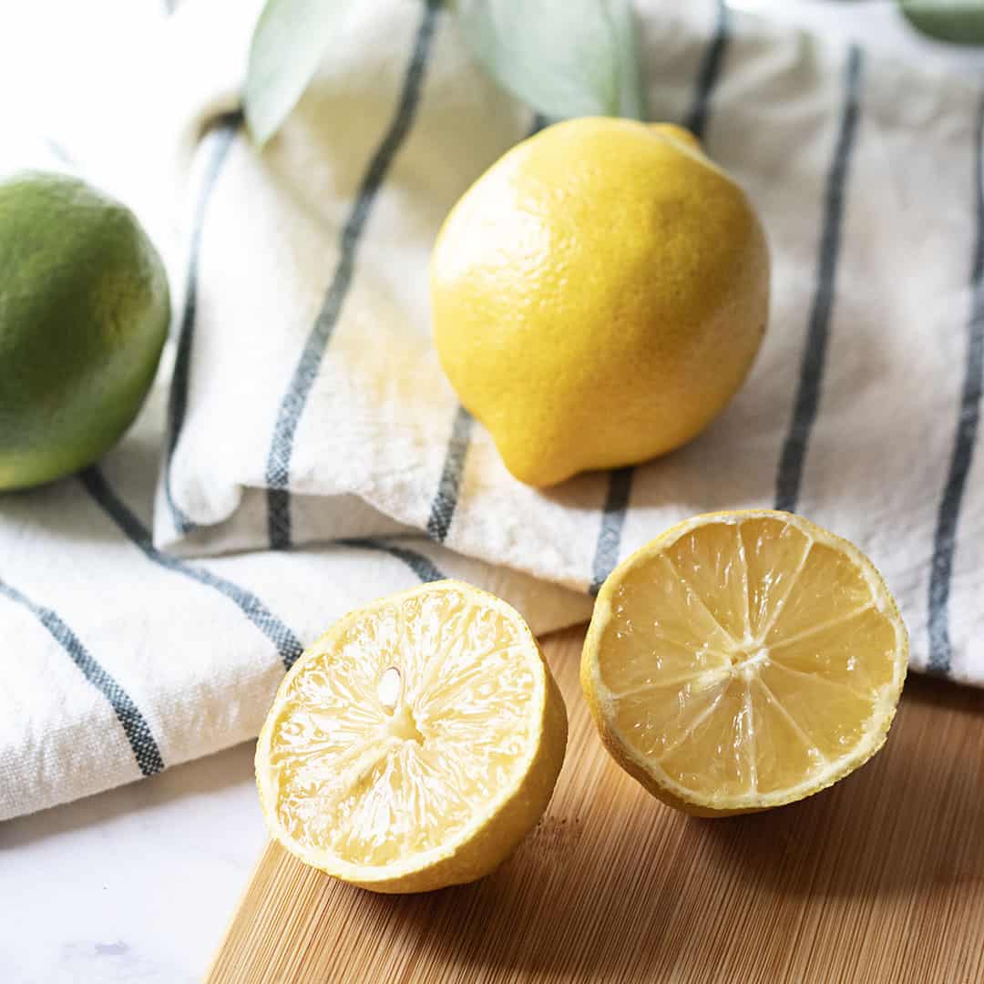 My foolproof methods to naturally clean the microwave and oven!