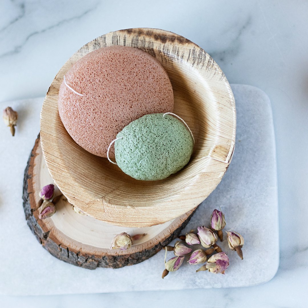 How to Use Konjac Sponge Benefits to Cleanse and Exfoliate Face