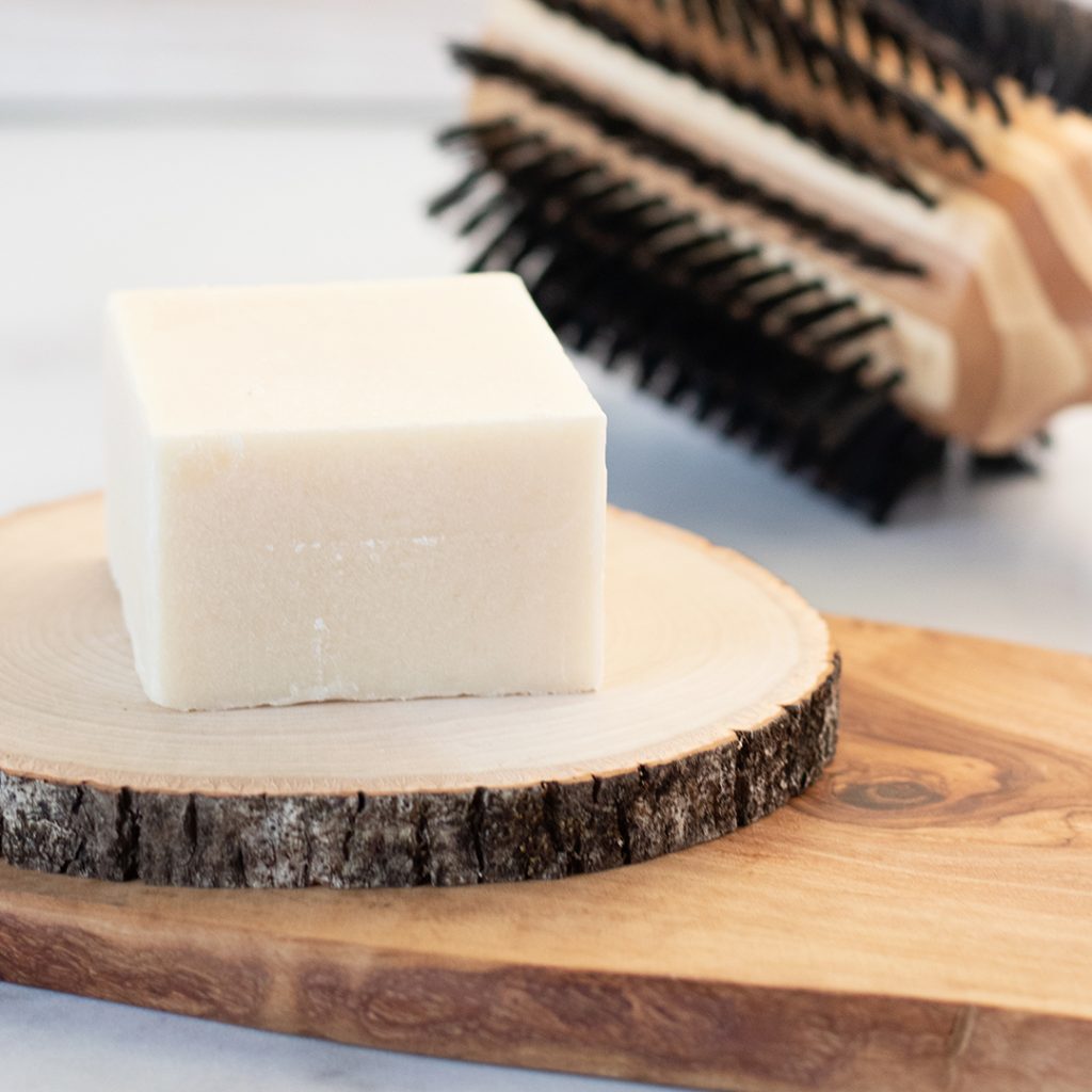 How to Pick the Best Shampoo Bar for Your Hair with a Step by Step Guide on How to Use Solid Shampoo Bar and Conditioner.