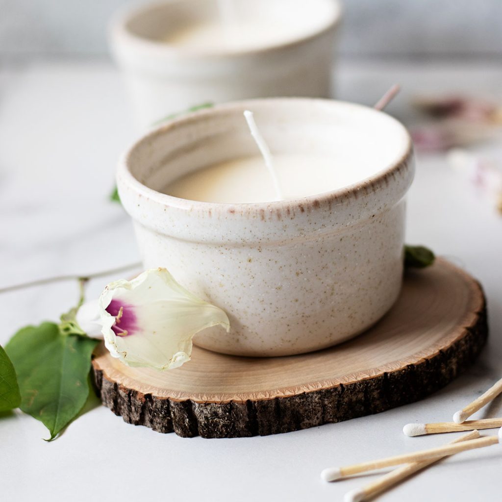 Beginner candle making all comes down to knowing how to make scented candles to suit your needs, wants, and likes with the best wax and fragrance!