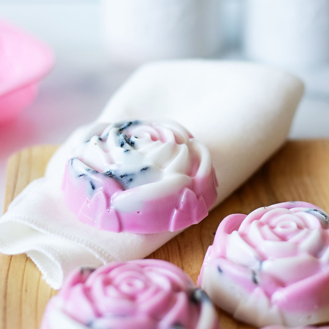 Make layered hibiscus soap and easy melt and pour recipe bursting with skin care benefits!