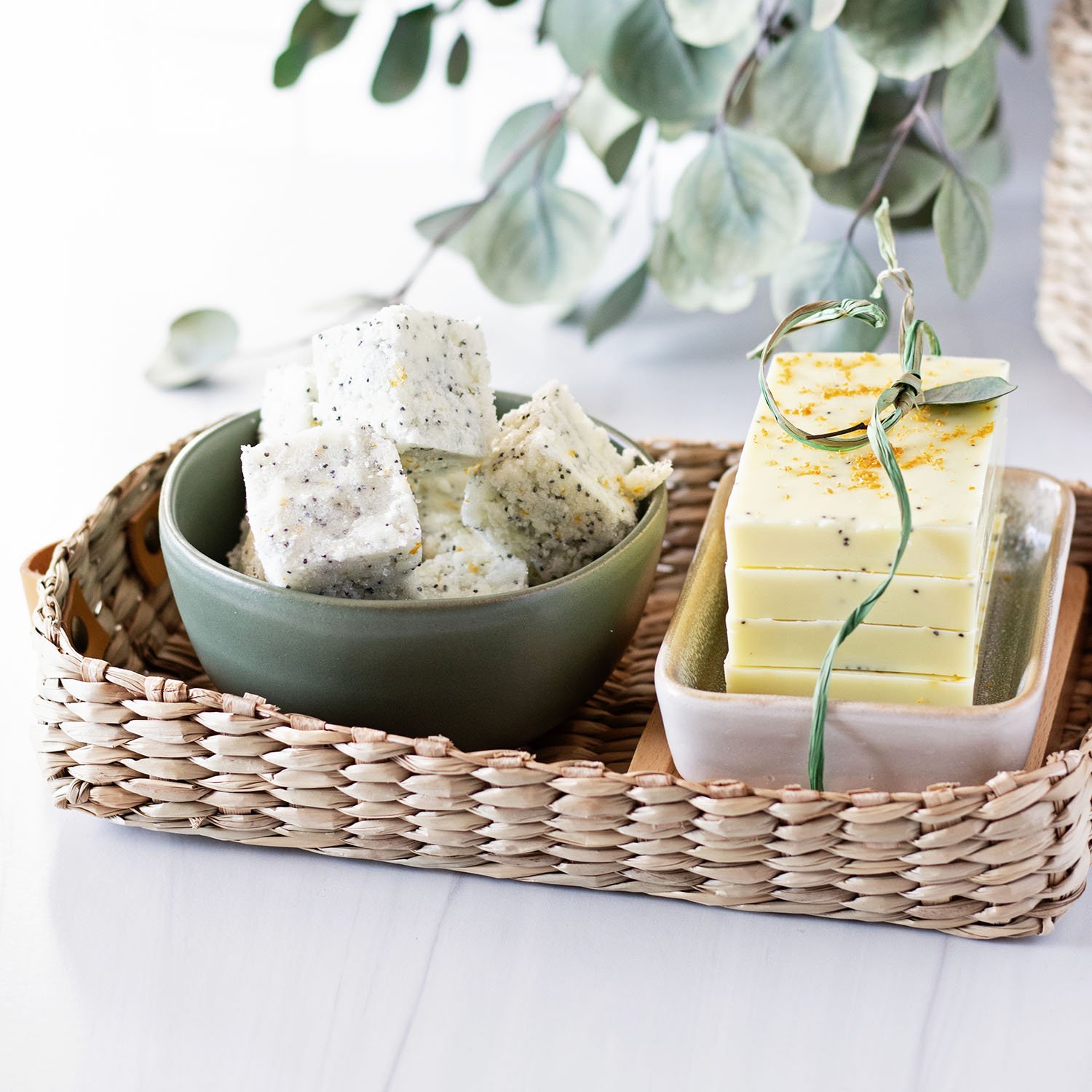 From lemon candles to lemon scrubs to lemon soap you’ll adore each of these 15 fresh squeezed DIY lemon uses and ideas for lemon crafts!