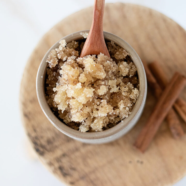 If you’re looking for an easy to whip up gift of pampering this season, you’ve found it! Even if you're short on time, you can make this cinnamon honey body scrub with ingredients from your pantry.