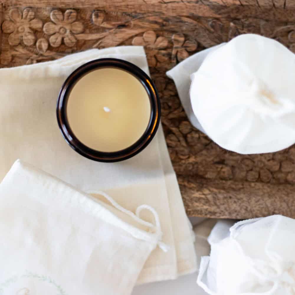 I’m happy to say this DIY candle bag packaging idea is an easy DIY project that anyone can make!