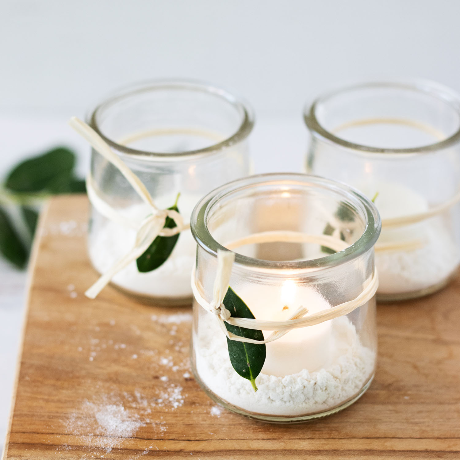 Liquid Candle with White Berries Small Liquid Candle/Home Decor - Handmade  in – Northern Lights Gallery